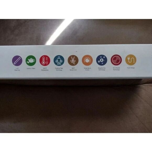 Herstyler 1.25" Straightener | Ceramic Plates | 500°F Heat | Frizz-Free Results - Picture 5 of 5